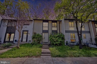 2319 Emerald Heights Ct, Reston, VA 20191