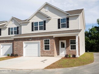412 Triton Ln, Surf City, NC 28445