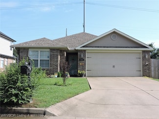 8012 Huntington Way, Fort Smith, AR 72916