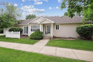 1400 S 52nd St Unit 34, West Des Moines, IA 50265