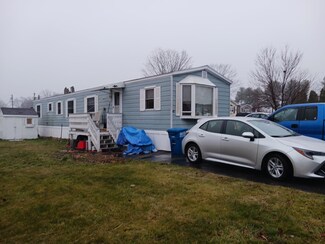 40 Blackberry Place, Kittery, ME 03904