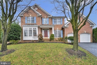 2393 Watters Glen Ct, Falls Church, VA 22043