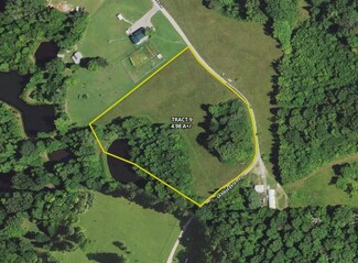 9 Kelly Branch Rd, Highland Township, IN 47424