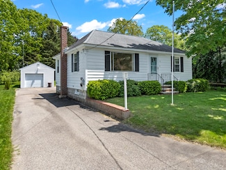 12 Neally St, South Berwick, ME 03908
