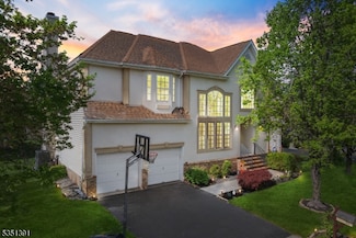 30 Goldenrod Dr, Belle Mead, NJ 08502
