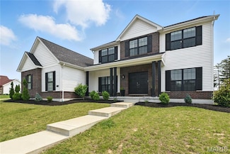 2202 Dartmouth Gate Cir, Ballwin, MO 63011
