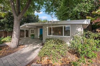 2330 Heather Ct, Mountain View, CA 94043