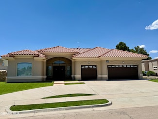 1363 Golden Trail Ln, El Paso, TX 79936