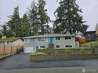 20631 10th Ave S, Des Moines, WA 98198