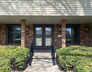1827 S Madison St, Macomb, IL 61455