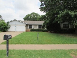 4324 Berwick Dr, Wichita Falls, TX 76309