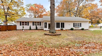 105 Pennsylvania Ave, Muskegon, MI 49445