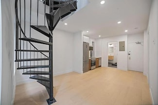510 E 12th St Unit 3-7, New York, NY 10009