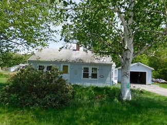 220 N Main St, New Salem, MA 01355