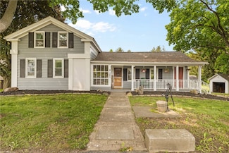 585 Ridge Rd, Ontario, NY 14519