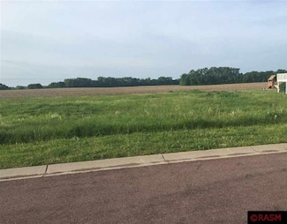 67 Balsam Cir, Madison Lake, MN 56063
