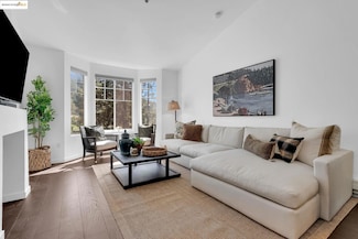 180 Caldecott Ln Unit 314, Oakland, CA 94618