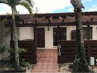 815 SW 120th Way, Davie, FL 33325
