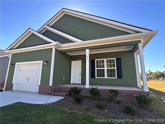 407 Morehead St, Spring Lake, NC 28390