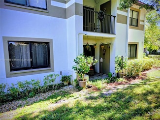 570 S Park Rd Unit 17-6, Hollywood, FL 33021