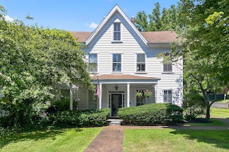 4 Parkview Terrace, Huntington, NY 11743
