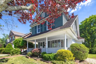 818 Trenton Ave, Point Pleasant Beach, NJ 08742