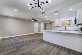 4281 Sanderling Cir Unit 135, Las Vegas, NV 89103