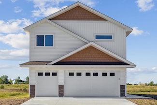 4634 9th St NE, St. Cloud, MN 56304