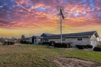 2904 River Bluff Rd, Bedford, IN 47421