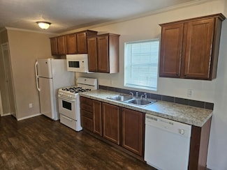 26009 1st St Unit RA005, Taylor, MI 48180
