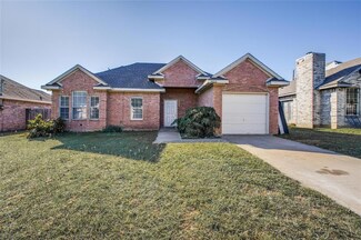 3032 Flask Dr, Dallas, TX 75241