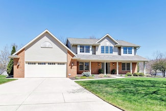 2940 Timberline Dr, Green Bay, WI 54313