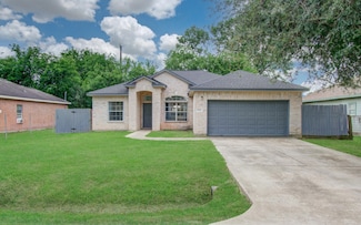 3116 Grassmere St, Houston, TX 77051