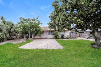 2903 Apalachee Rd, West Palm Beach, FL 33406