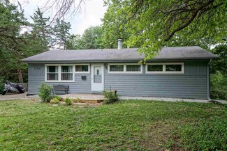770 Midland Ave, Manhattan, KS 66502
