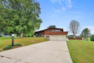 2315 Berringer Rd, Manitowoc, WI 54220