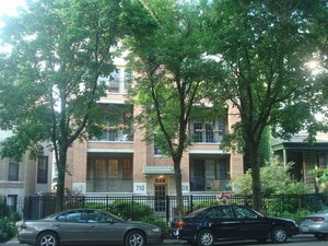 710 W Aldine Ave Unit 201, Chicago, IL 60657