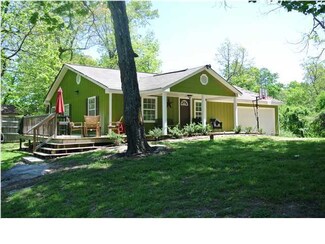 3000 Taft Hwy, Signal Mountain, TN 37377