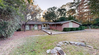 2740 Lynda Ln, Columbus, GA 31906