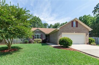 5908 Bryant Ln, Waxhaw, NC 28173