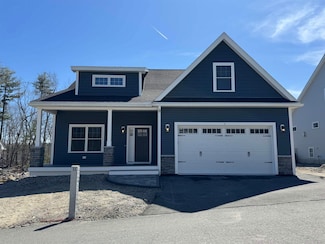 11 Midtrail Crossing Ln, Windham, NH 03087