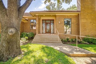 1310 Travis Cir N, Irving, TX 75038