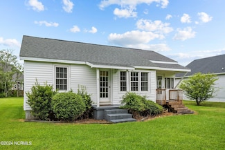 138 Chadwick Rd, Beaufort, NC 28516