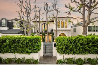 717 35th St, Manhattan Beach, CA 90266