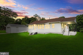 136 Pembrown Rd, Browns Mills, NJ 08015