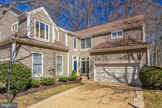 11440 Hollow Timber Ct, Reston, VA 20194