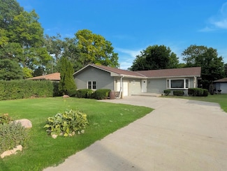 1410 Thomas St, Redfield, IA 50233