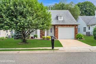 1449 Burr Oak Rd, Toms River, NJ 08755