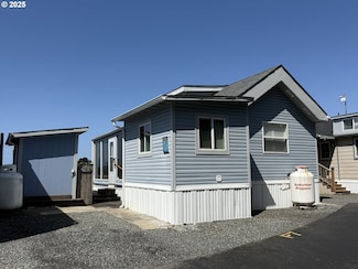 16219 Lower Harbor Rd Unit P7, Brookings, OR 97415