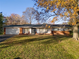 15 Morwood Ln, Saint Louis, MO 63141